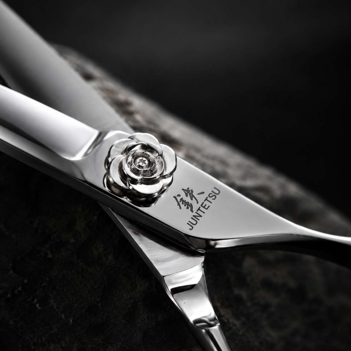 Ensemble de Ciseaux Rose Édition Limitée Juntetsu — Coupe & Effilage