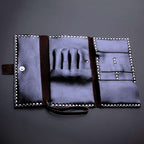 Pochette Heritage Cloutée à Ciseaux en Cuir Juntetsu — 4 Poches